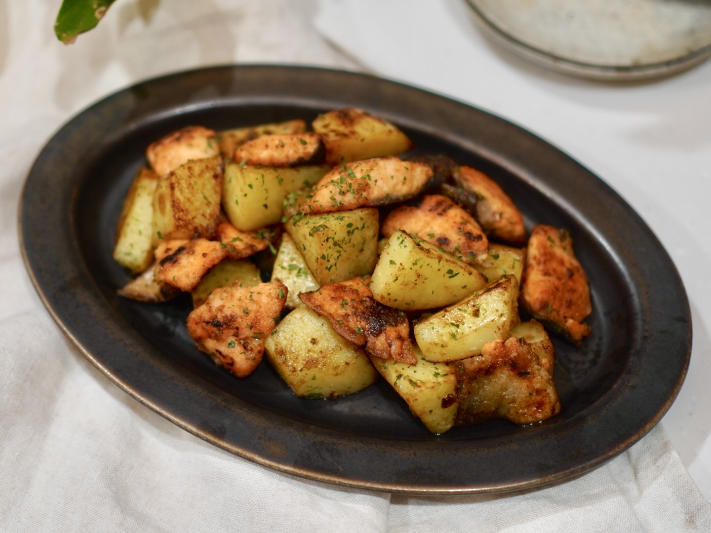 じゃがいもと鮭のだしバター炒め